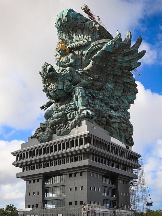 Patung Ikonik Terbaik Indonesia